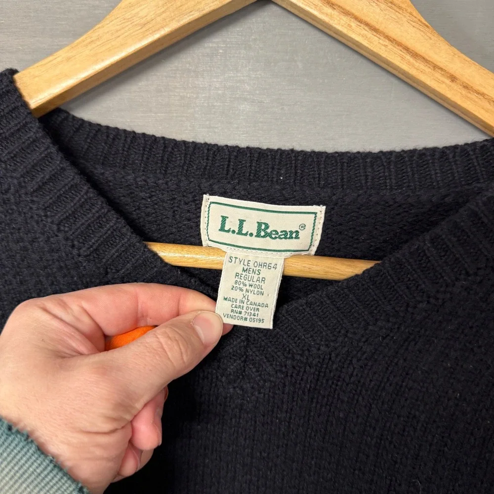 Vintage L.L.Bean V Neck Sweater Navy‎ Blue Striped Wool Blend OHR64 XL